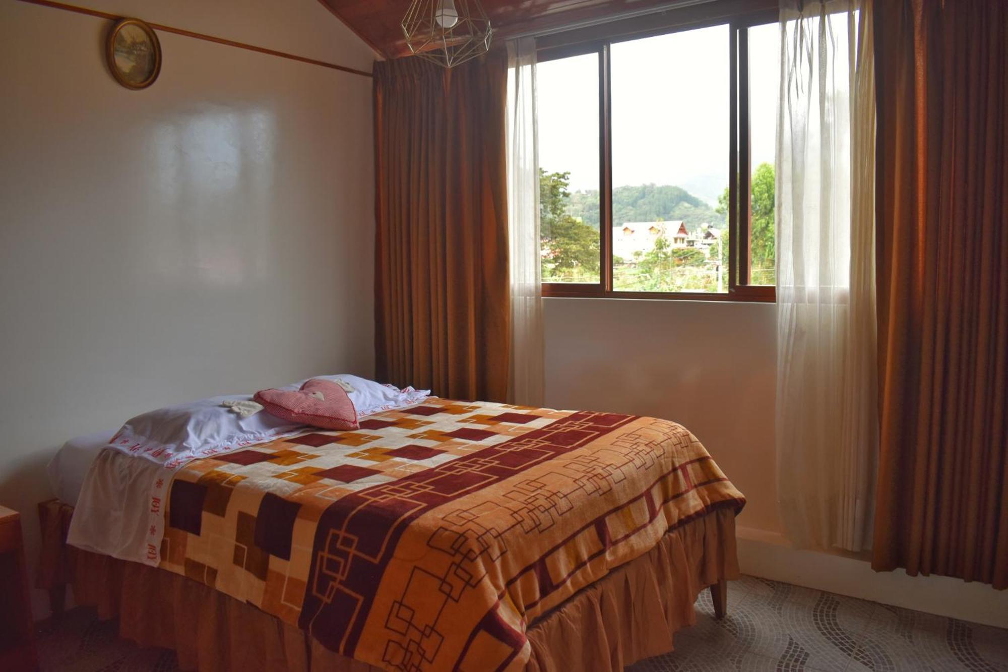 Suzet House Guest House Оксапампа Екстериор снимка